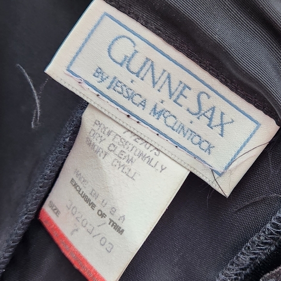 VTG Gunne Sax by Jessica McClintock Velvet boned sequin Dress - Picture 10 of 11